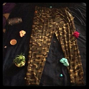 Army Star Printed Pants